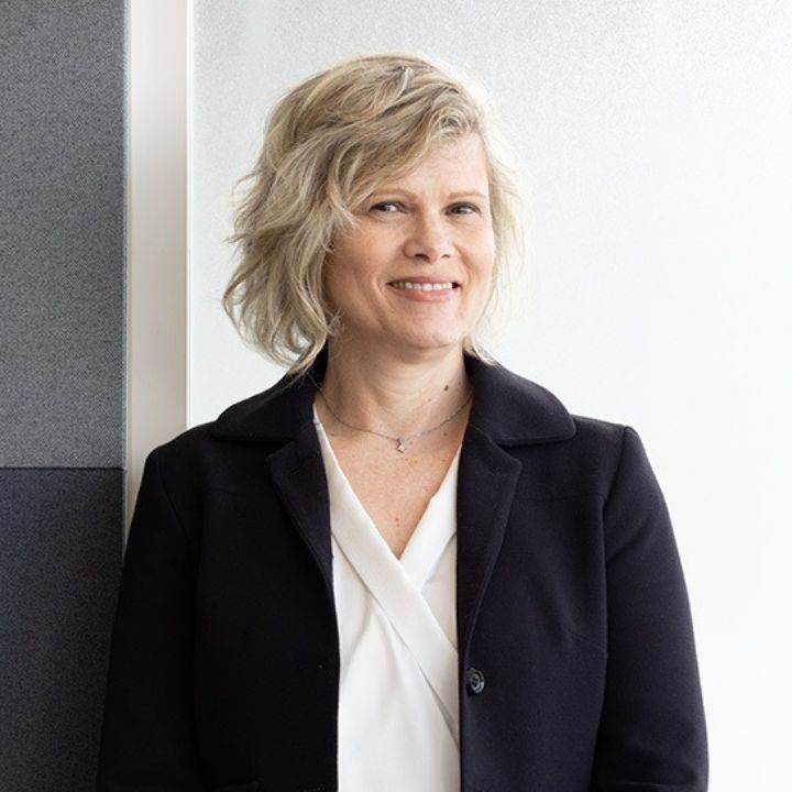 Julie Robinson Picture