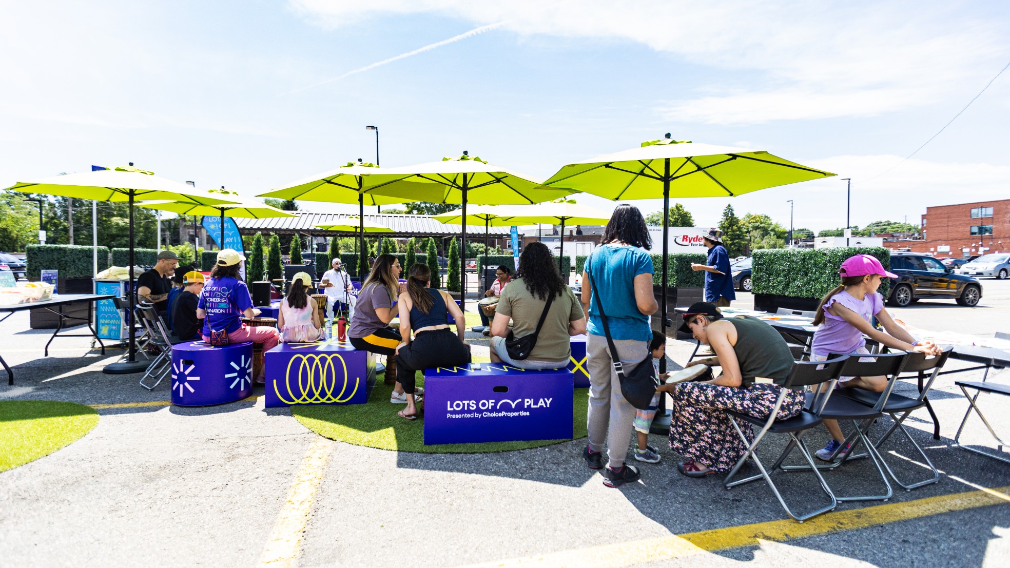 Roncesvalles Gallery 02