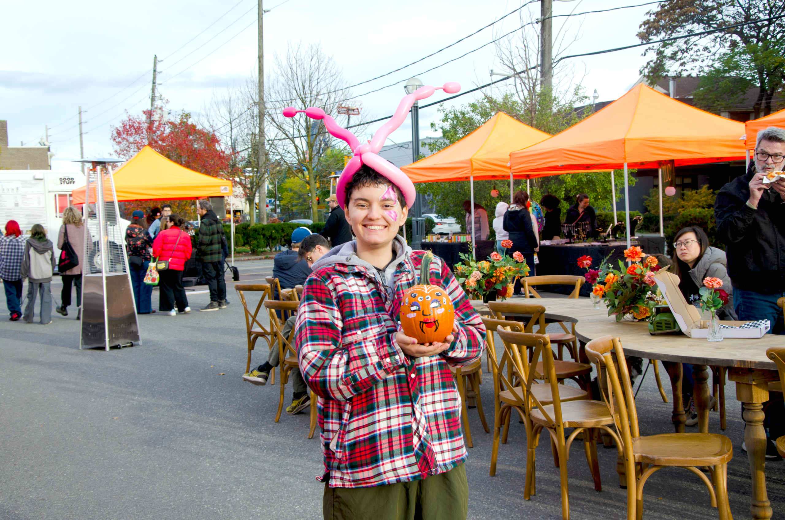 30477 Pumpkin Fest 650 Dupont Toronto ON 2025 27 Scaled