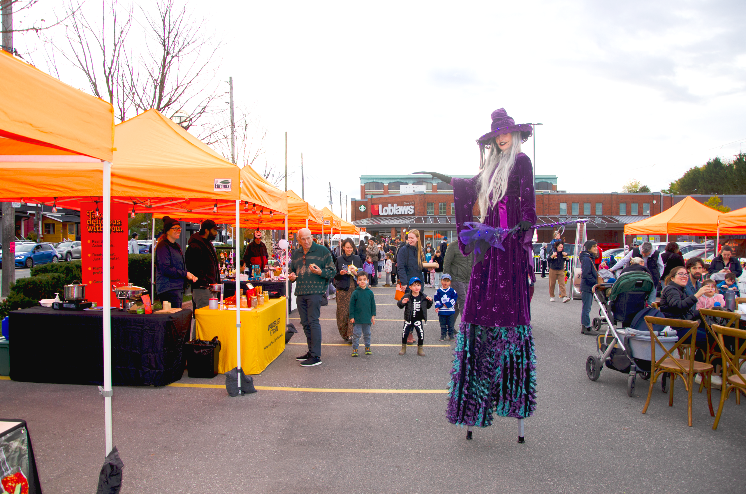 30477 Pumpkin Fest 650 Dupont Toronto ON 2025 29 Scaled